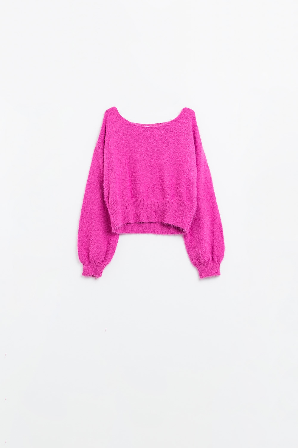 su&eacute;ter corto esponjoso en fucsia ajustado a la cintura