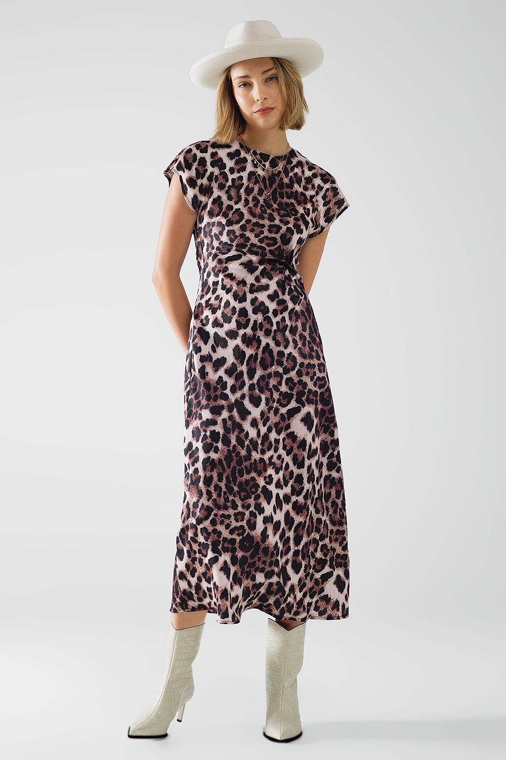 Maxi vestido con estampado de leopardo y detalle de nudo en la cintura