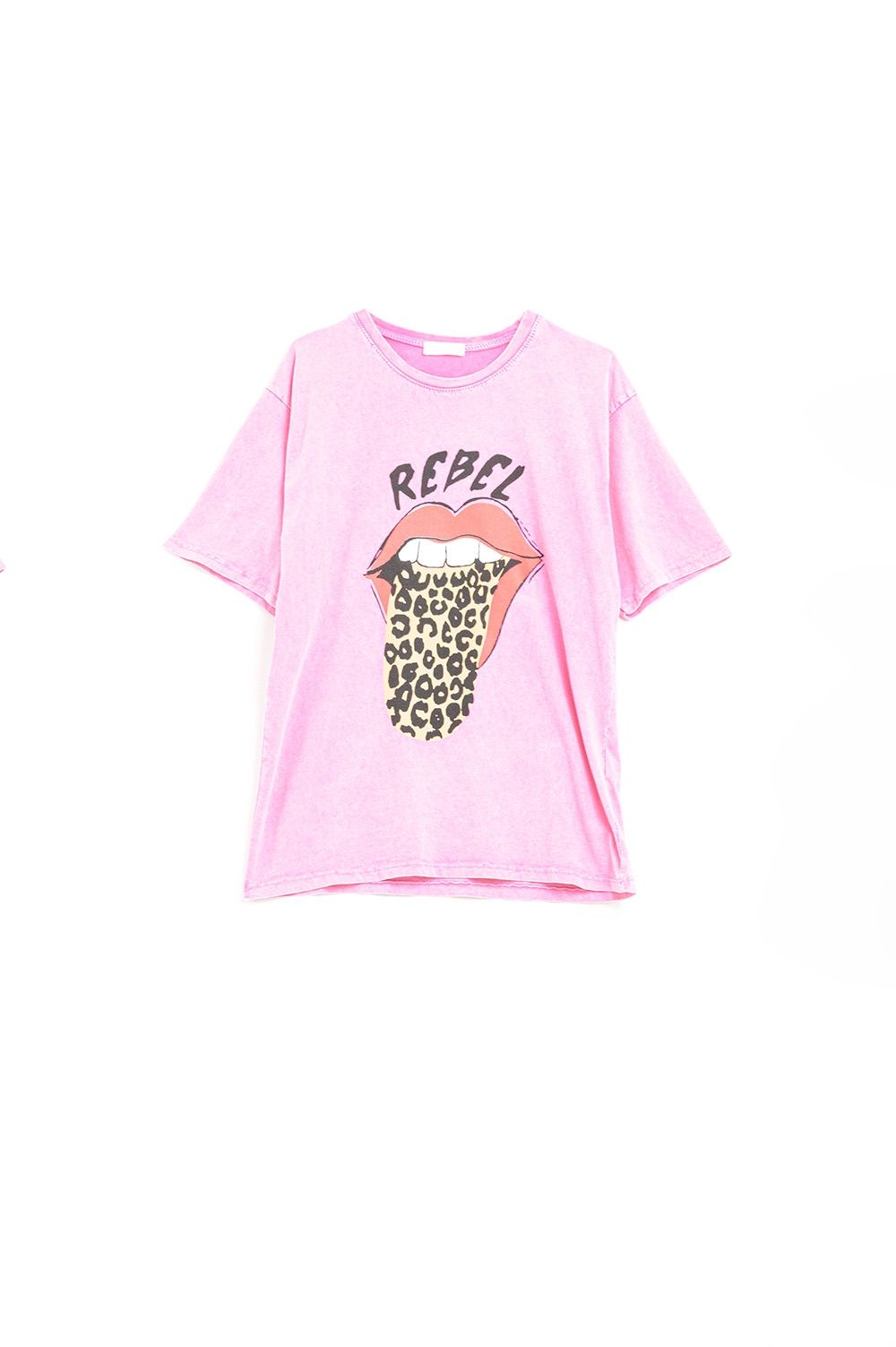 Camiseta gráfica Pink Rebel con estampado de leopardo en la lengüeta Camiseta gráfica Pink Rebel con estampado de leopardo en la lengüeta