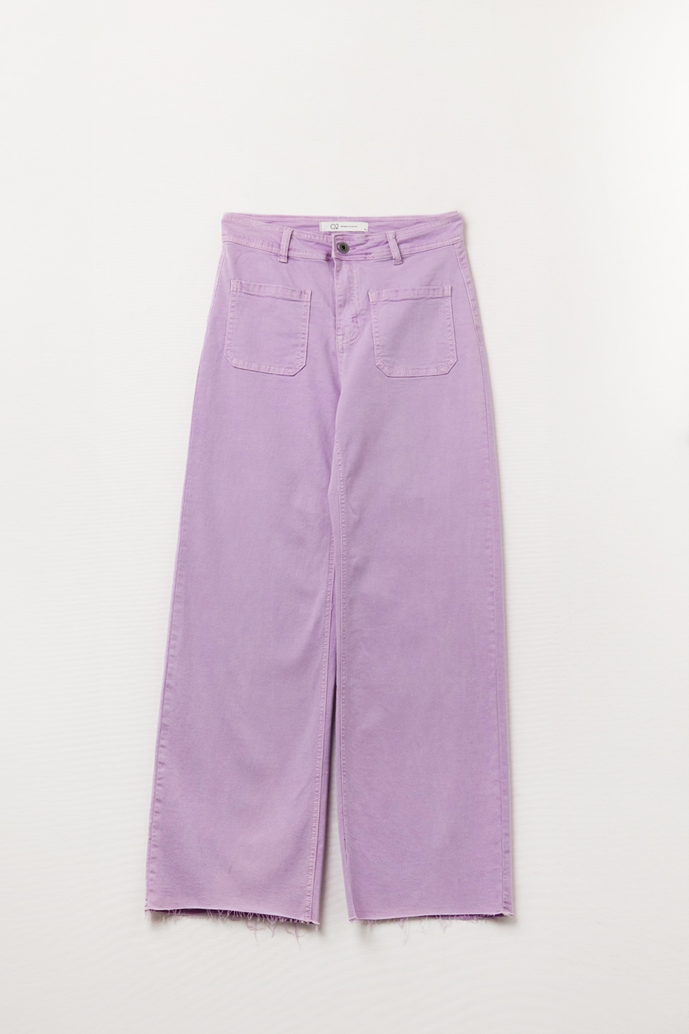 pantalones lila de pierna recta con bolsillos frontales