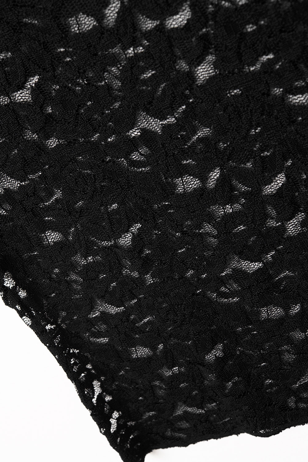 Camiseta rom&aacute;ntica de encaje con mangas casquillo en negro