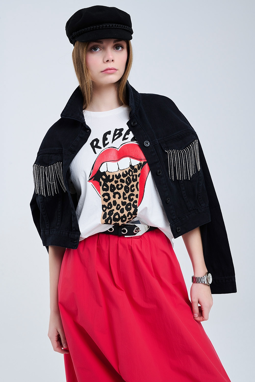 Camiseta blanca relajada con estampado gr&aacute;fico Rebel y Lips