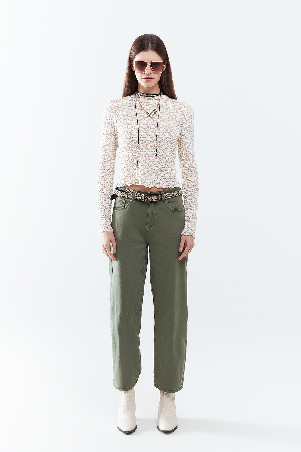 Pantalones rectos hasta el tobillo en caqui con detalle de costura en la rodilla Pantalones rectos hasta el tobillo en caqui con detalle de costura en la rodilla