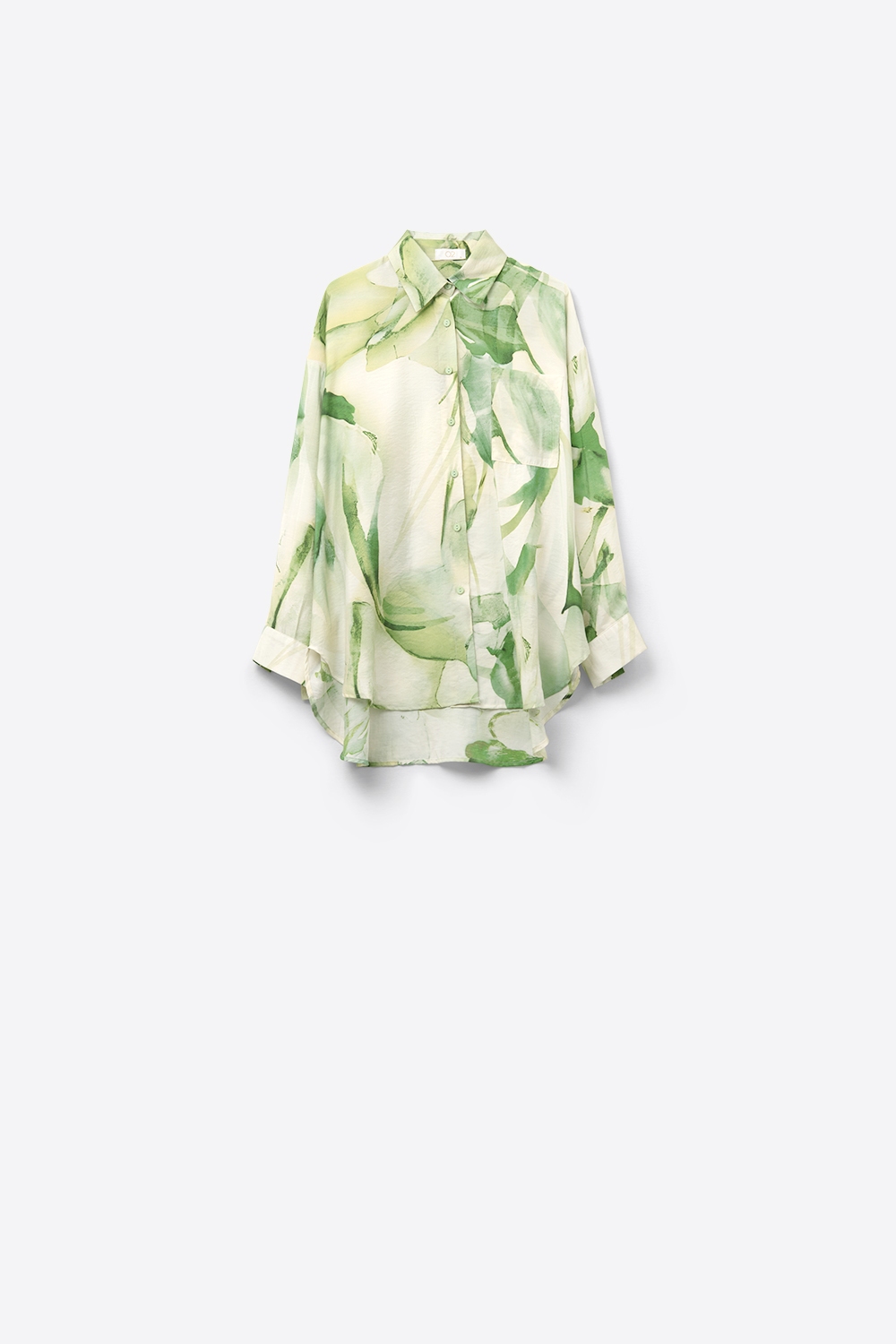 Blusa abotonada con estampado de acuarela en verde Blusa abotonada con estampado de acuarela en verde