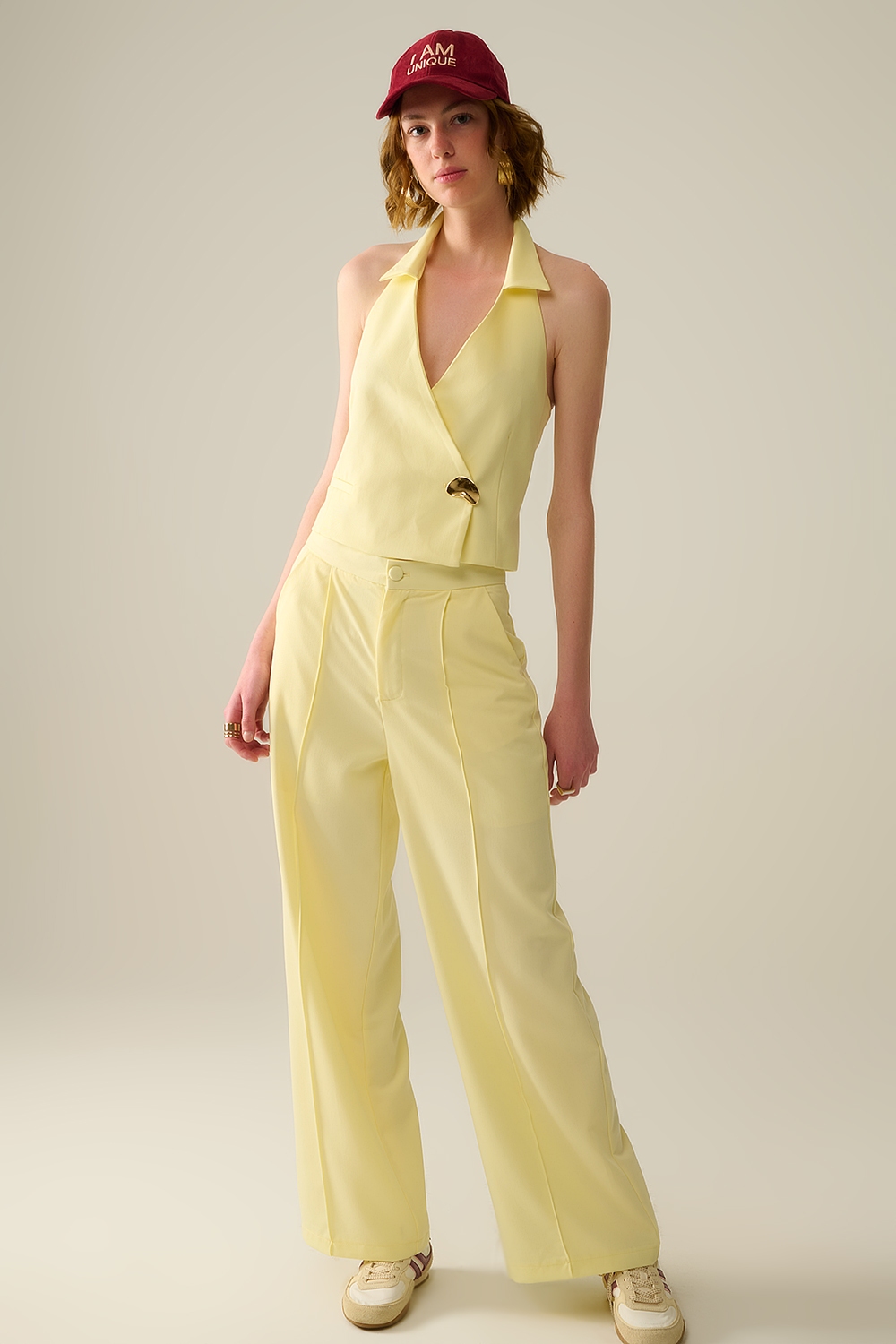 Pantalones de pierna ancha a medida en amarillo Pantalones de pierna ancha a medida en amarillo