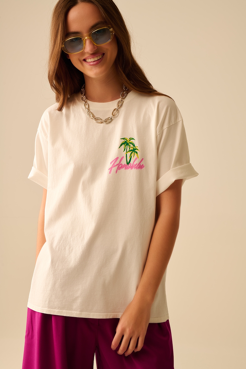 Camiseta blanca made in Italy con gr&aacute;fico Honolulu