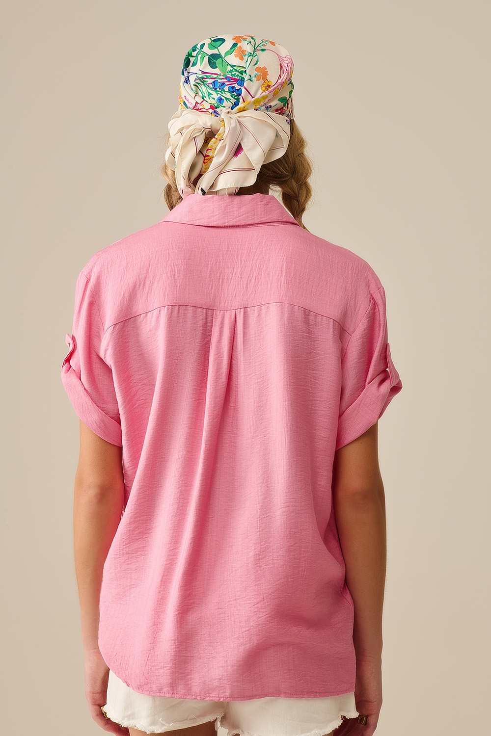 Blusa de manga corta en rosa claro Blusa de manga corta en rosa claro