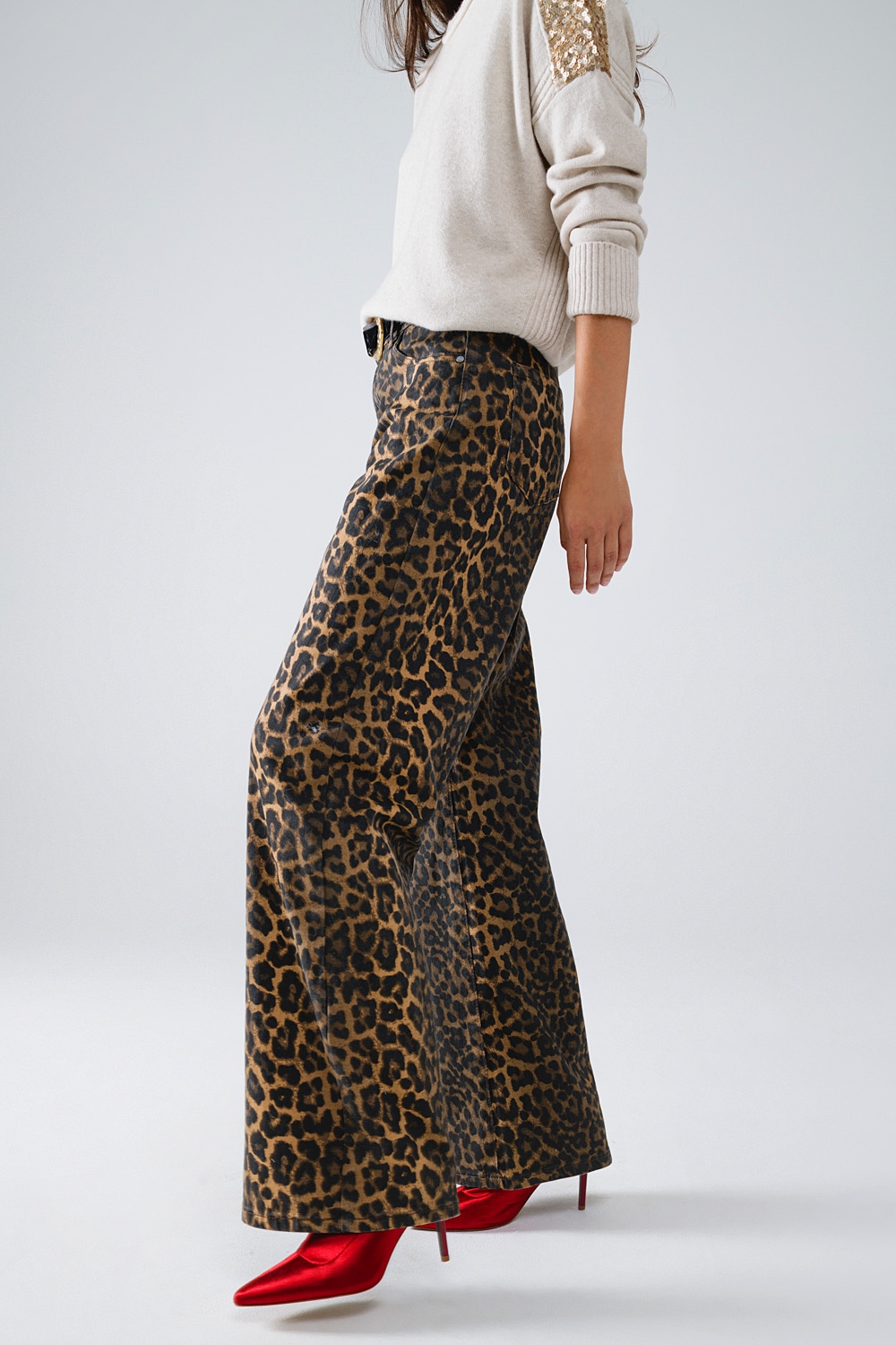 Vaqueros rectos con estampado de leopardo Vaqueros rectos con estampado de leopardo