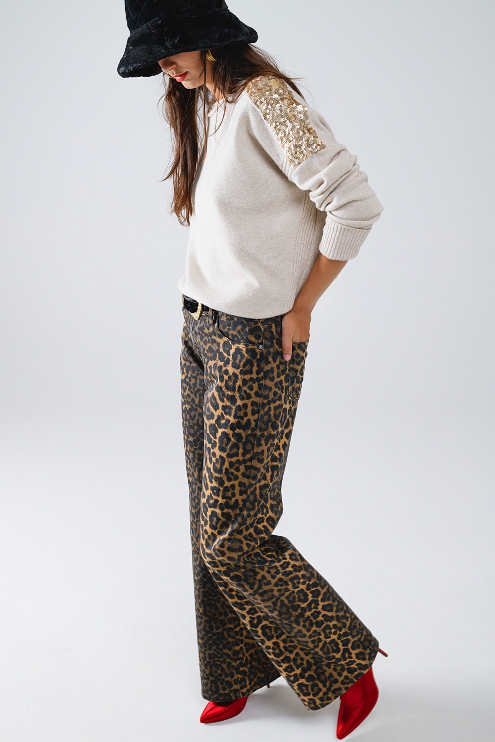 Vaqueros rectos con estampado de leopardo Vaqueros rectos con estampado de leopardo