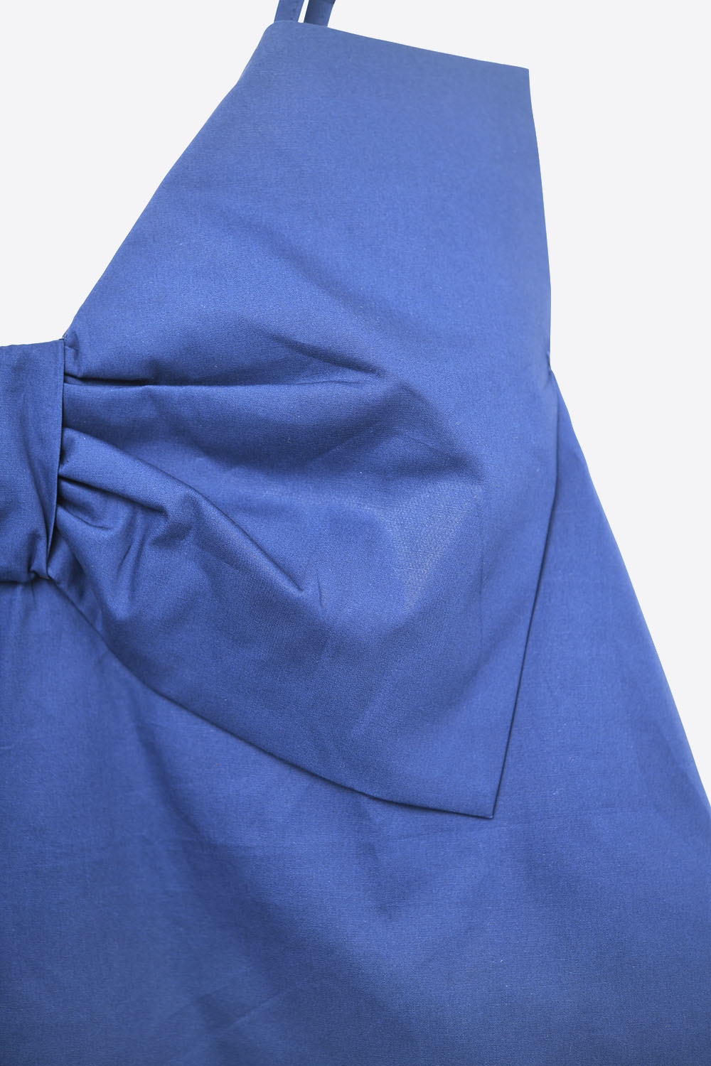 Top de popelina azul marino con detalle de lazo Top de popelina azul marino con detalle de lazo