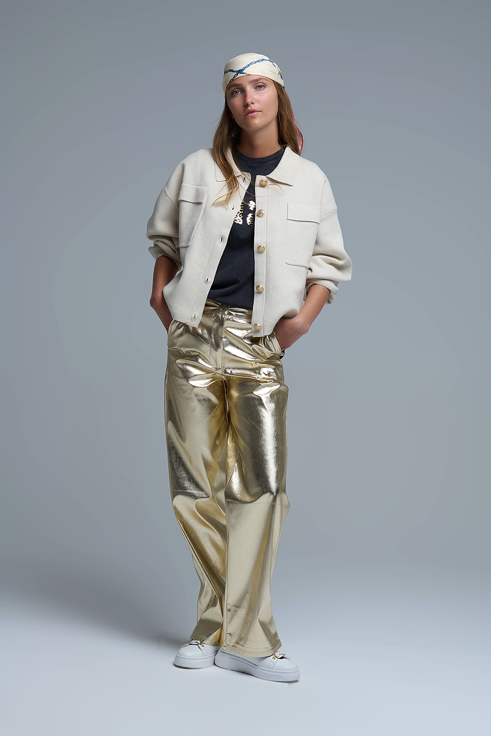Chaqueta formal de punto relajada con bolsillos en el pecho en beige Chaqueta formal de punto relajada con bolsillos en el pecho en beige