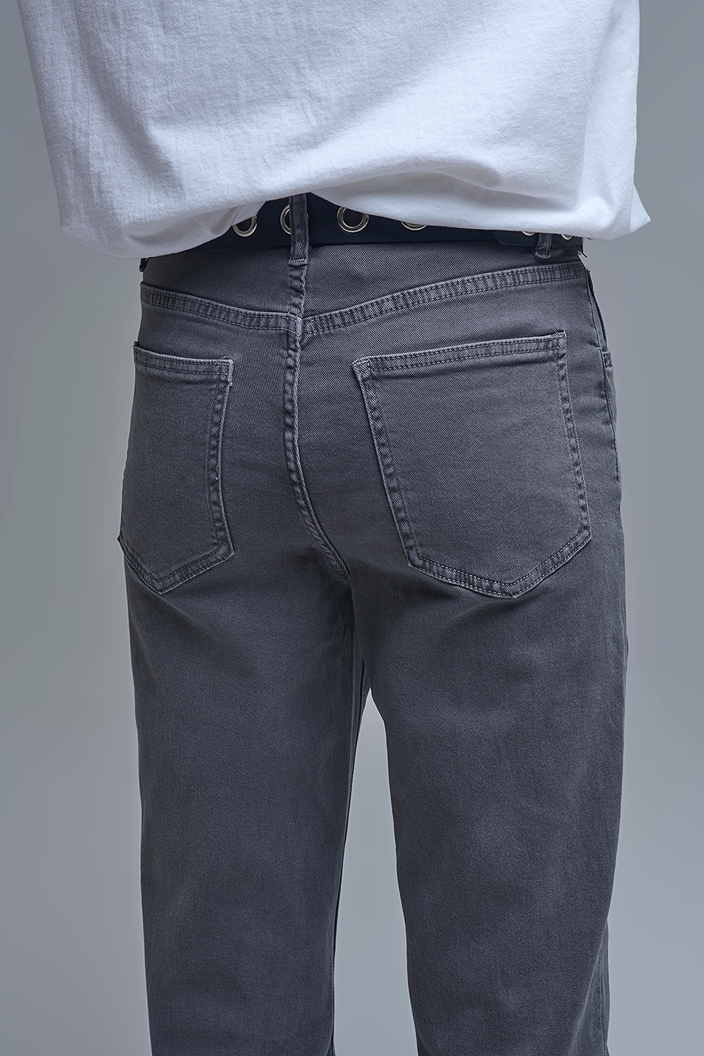 Vaqueros slouchy de algodón de talle medio en gris oscuro Vaqueros slouchy de algodón de talle medio en gris oscuro