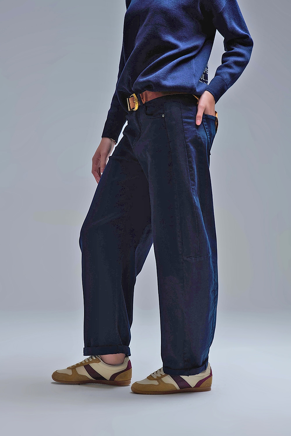 Pantalón vaquero Barrel Balloon con bolsillos en azul marino de moda Pantalón vaquero Barrel Balloon con bolsillos en azul marino de moda