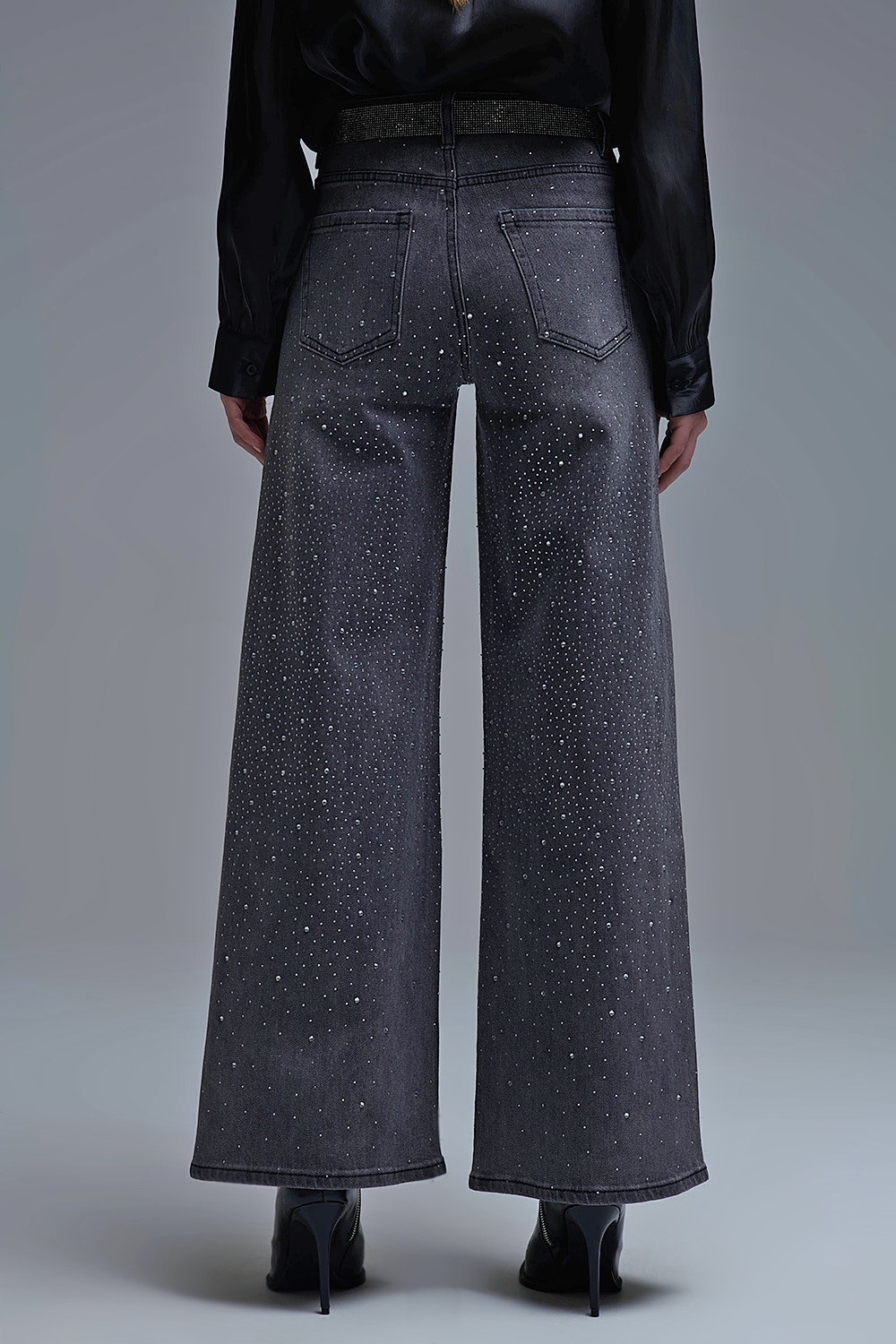 Vaqueros negros de pata ancha con strass Vaqueros negros de pata ancha con strass