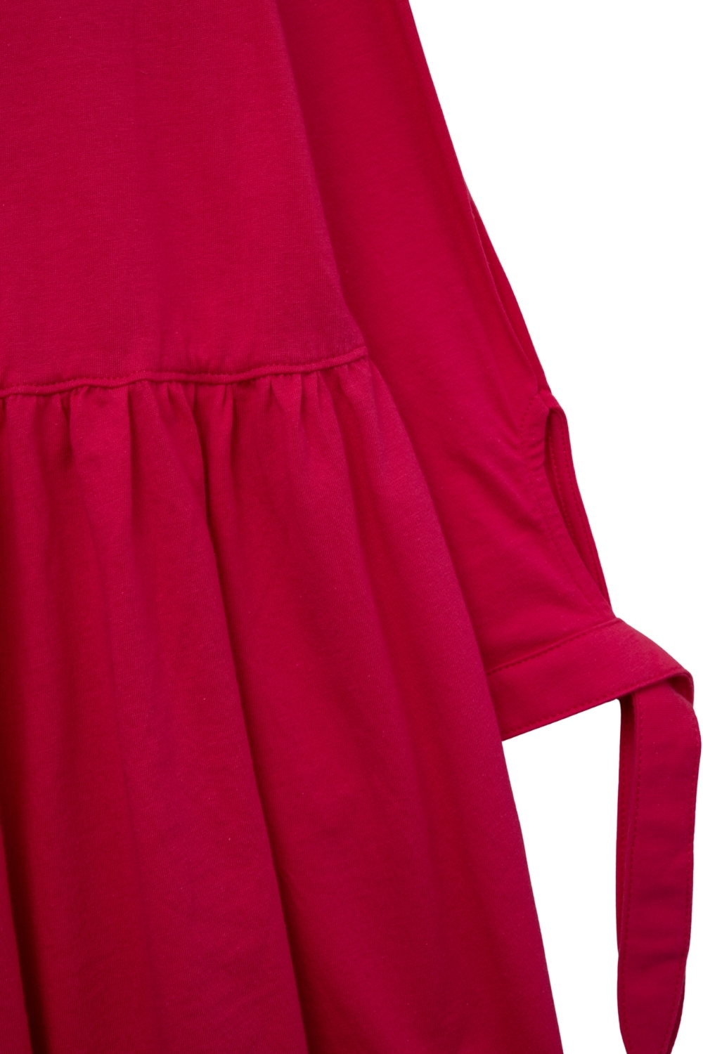 Minivestido rosa con detalles de botones y mangas largas
