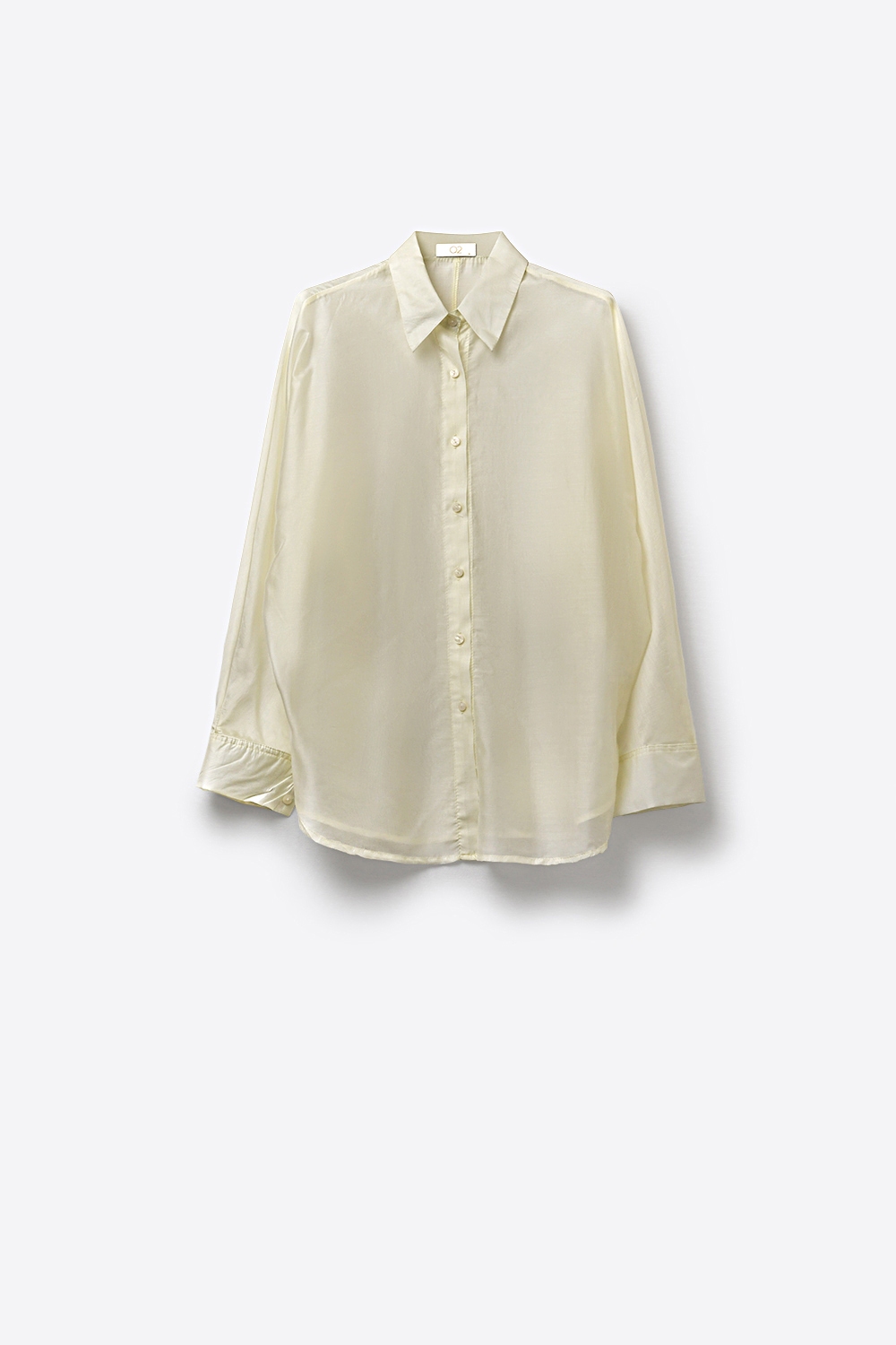 Camisa de sat&eacute;n brillante con ajuste relajado en color blanco