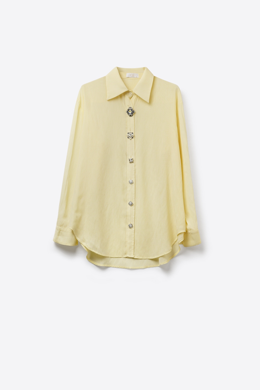 Blusa amarilla mantequilla con adornos y botones en tejido de tencel