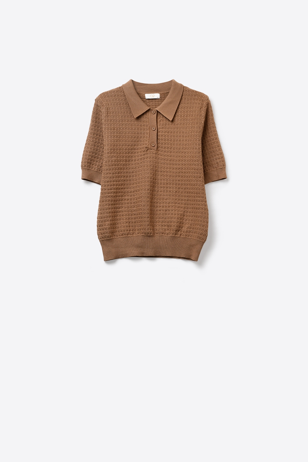 Polo de punto texturizado con mangas cortas en camel