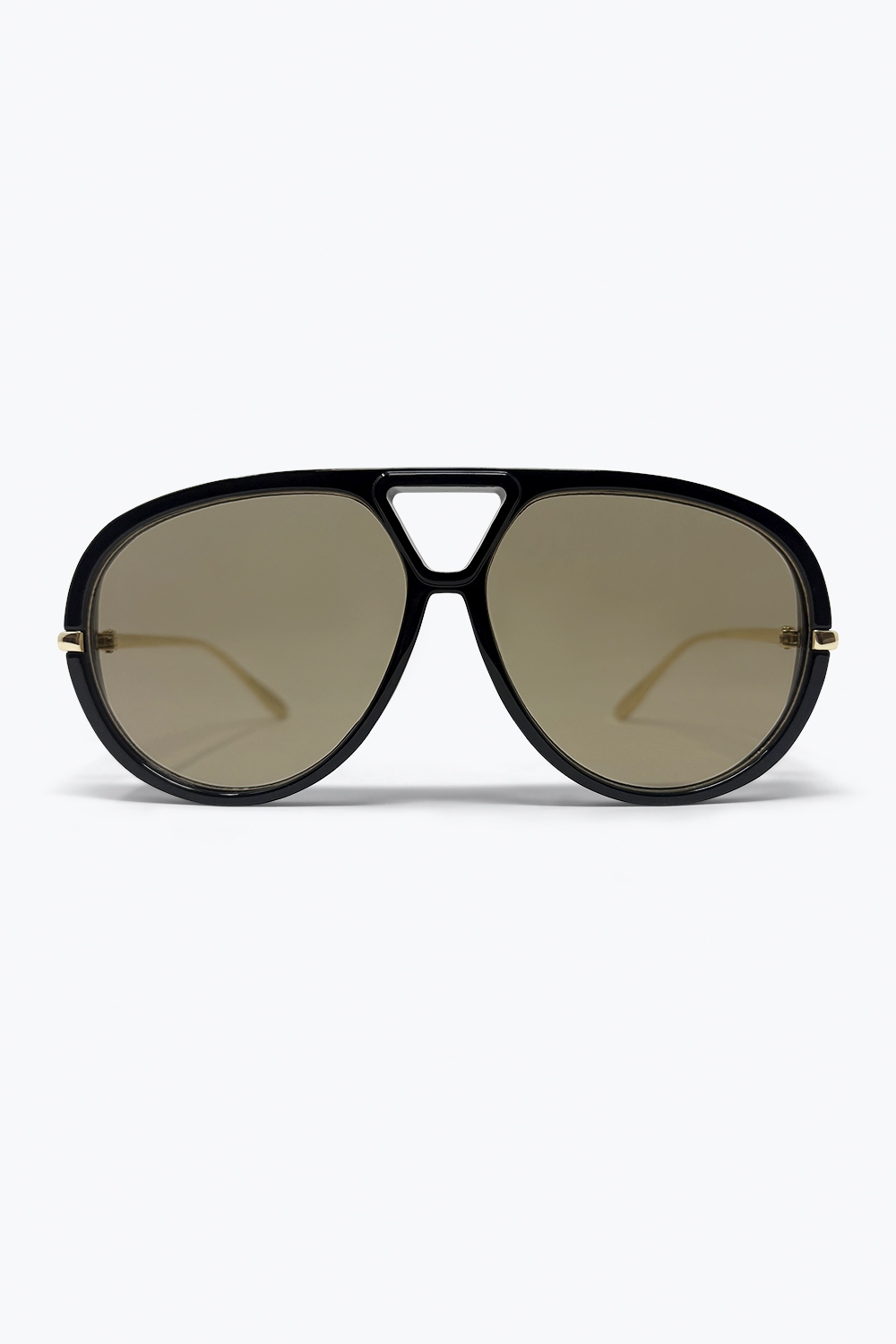 Gafas de sol estilo aviador negras con lentes marrones Gafas de sol estilo aviador negras con lentes marrones