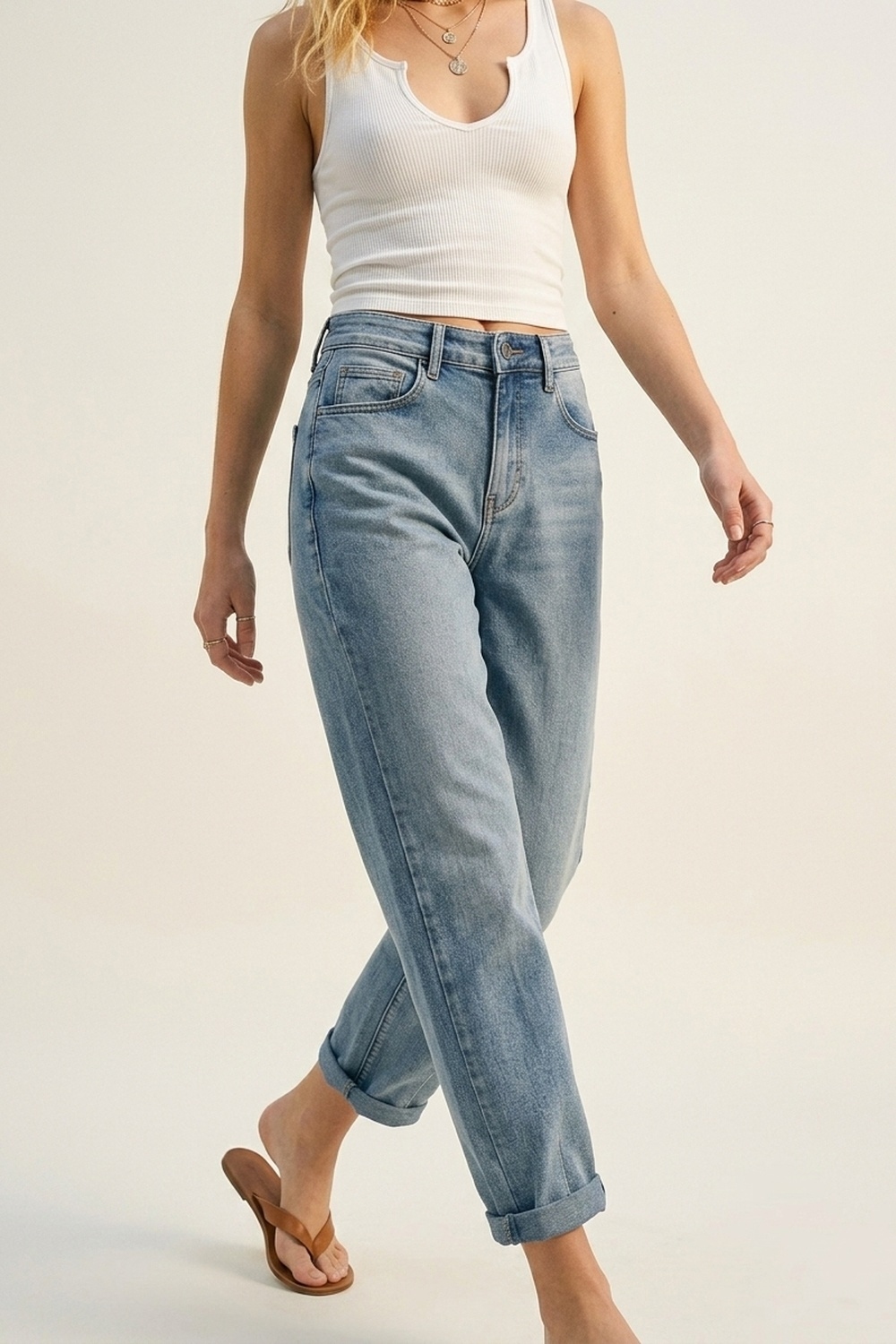 Jeans Mom-fit el&aacute;sticos con lavado vintage