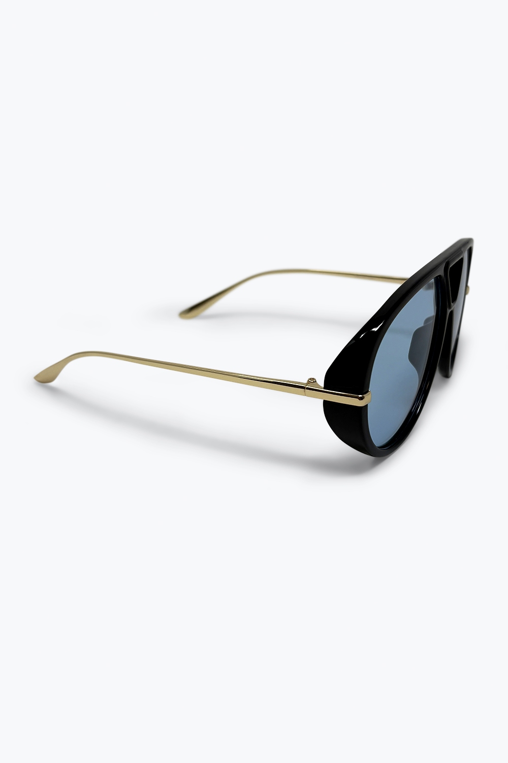 Gafas de Sol con Montura Aviador Negra Oversize y Lentes Degradadas Azules
