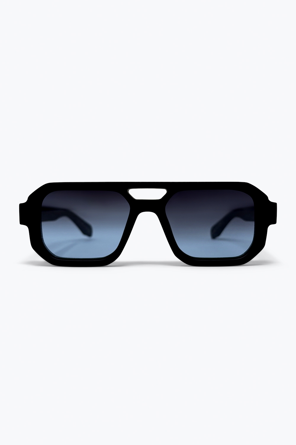 Gafas de Sol de Montura Geom&eacute;trica y Lentes Degradados Negras de Tama&ntilde;o Grande