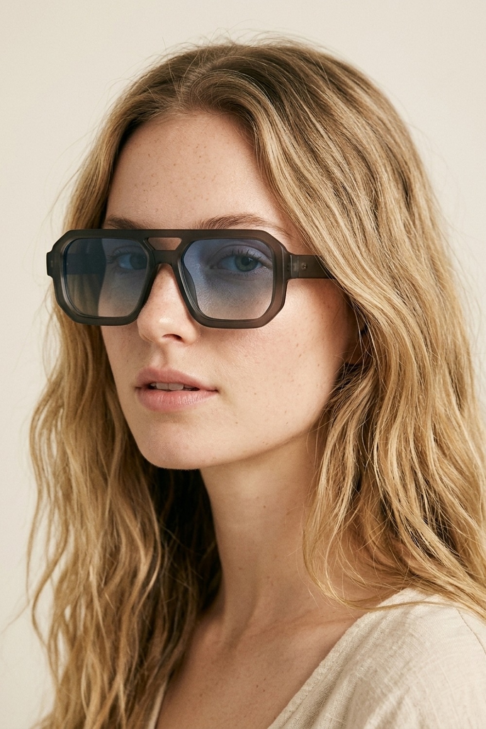 Gafas de Sol Cuadradas de Borde Grueso con Montura Negra de Gradiente