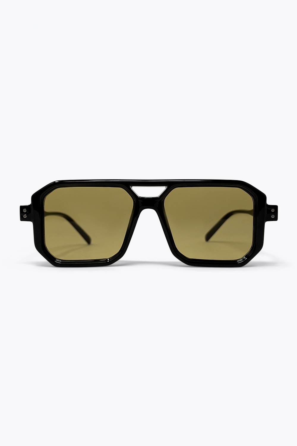Gafas de sol cuadradas oversize con marco geom&eacute;trico negro y lentes tintadas en color oliva