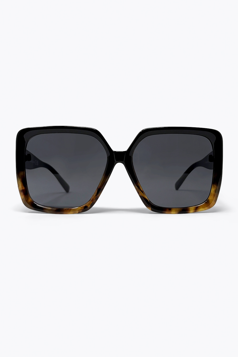 Gafas de sol marr&oacute;n carey de montura cuadrada oversize con lentes degradadas negras