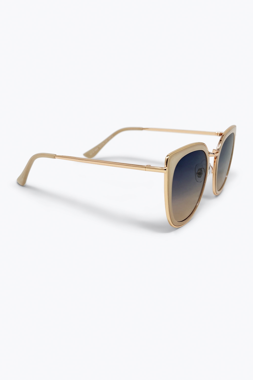 Gafas de sol beige de ojo de gato con montura metálica y degradado de gran tamaño Gafas de sol beige de ojo de gato con montura metálica y degradado de gran tamaño