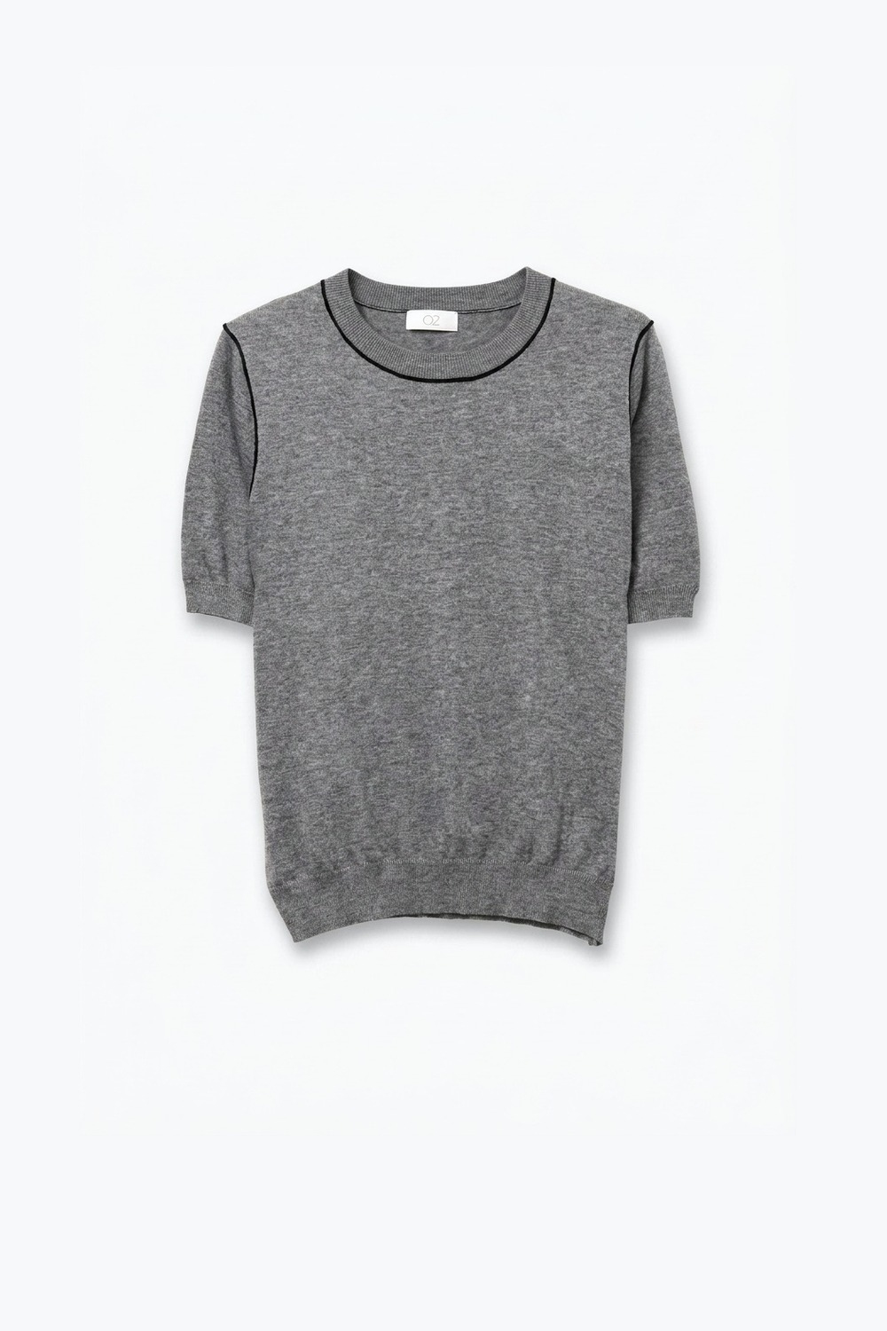 Suéter gris de punto fino con costura en contraste y cuello redondo de manga corta Suéter gris de punto fino con costura en contraste y cuello redondo de manga corta