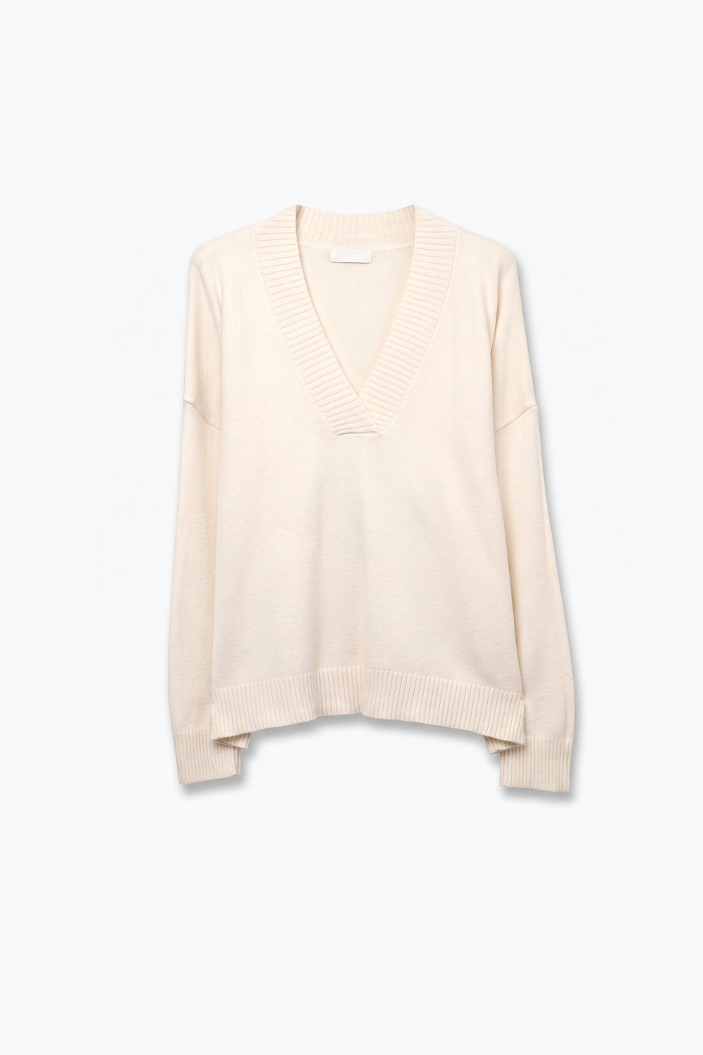 Jersey blanco c&aacute;lido de punto con escote en V ancho
