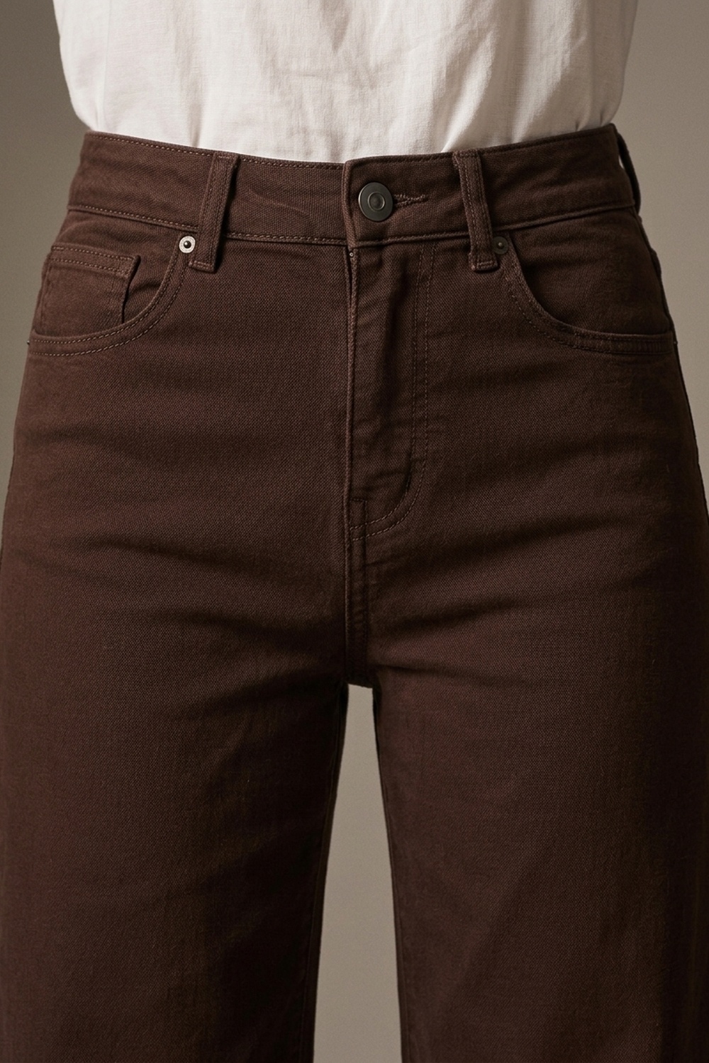 Pantalones Vaqueros de Pierna Ancha y Recortados en Marrón Chocolate Pantalones Vaqueros de Pierna Ancha y Recortados en Marrón Chocolate