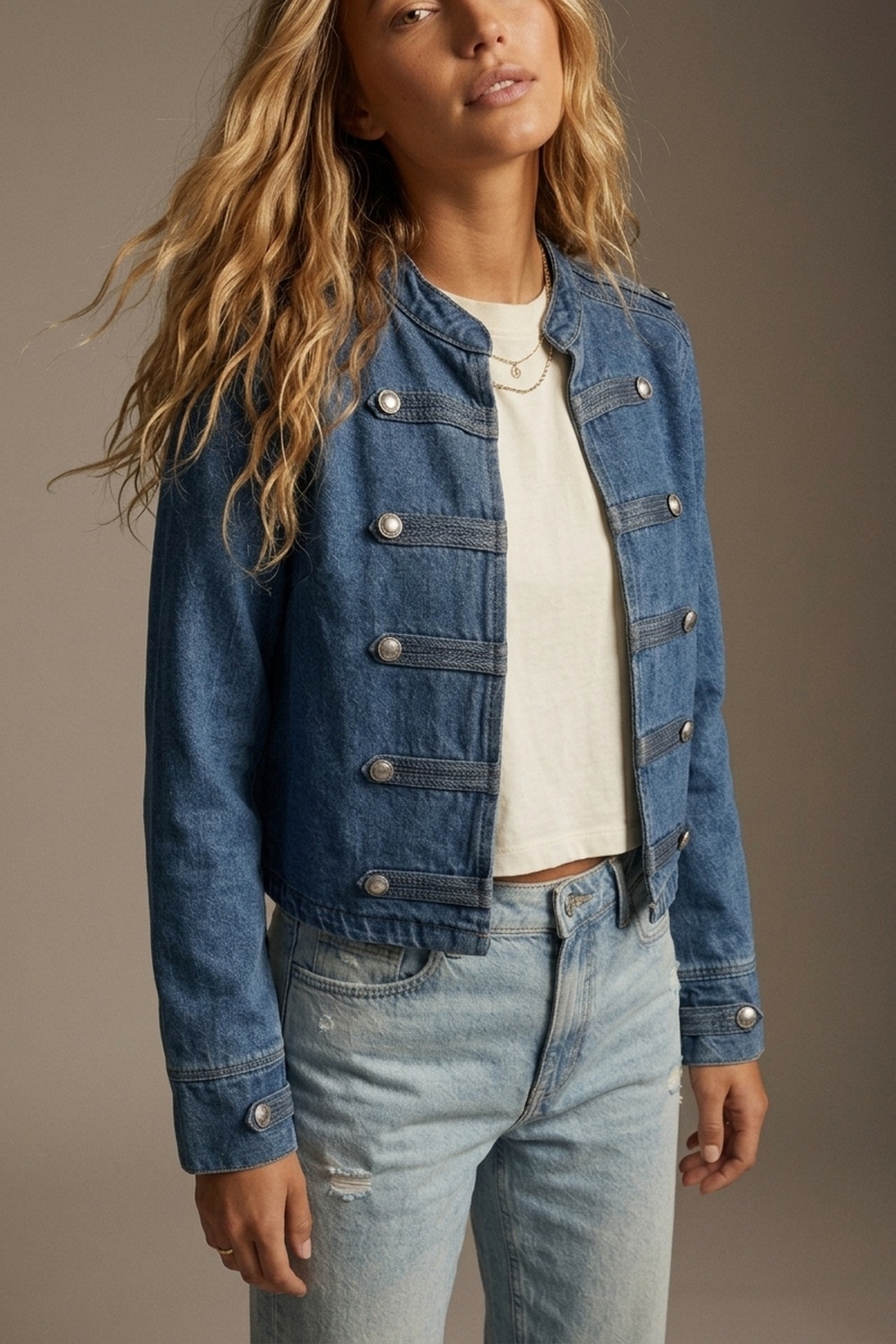 Chaqueta Militar Azul Denim R&iacute;gida Sin Estiramiento con Botones y Corte Recortado