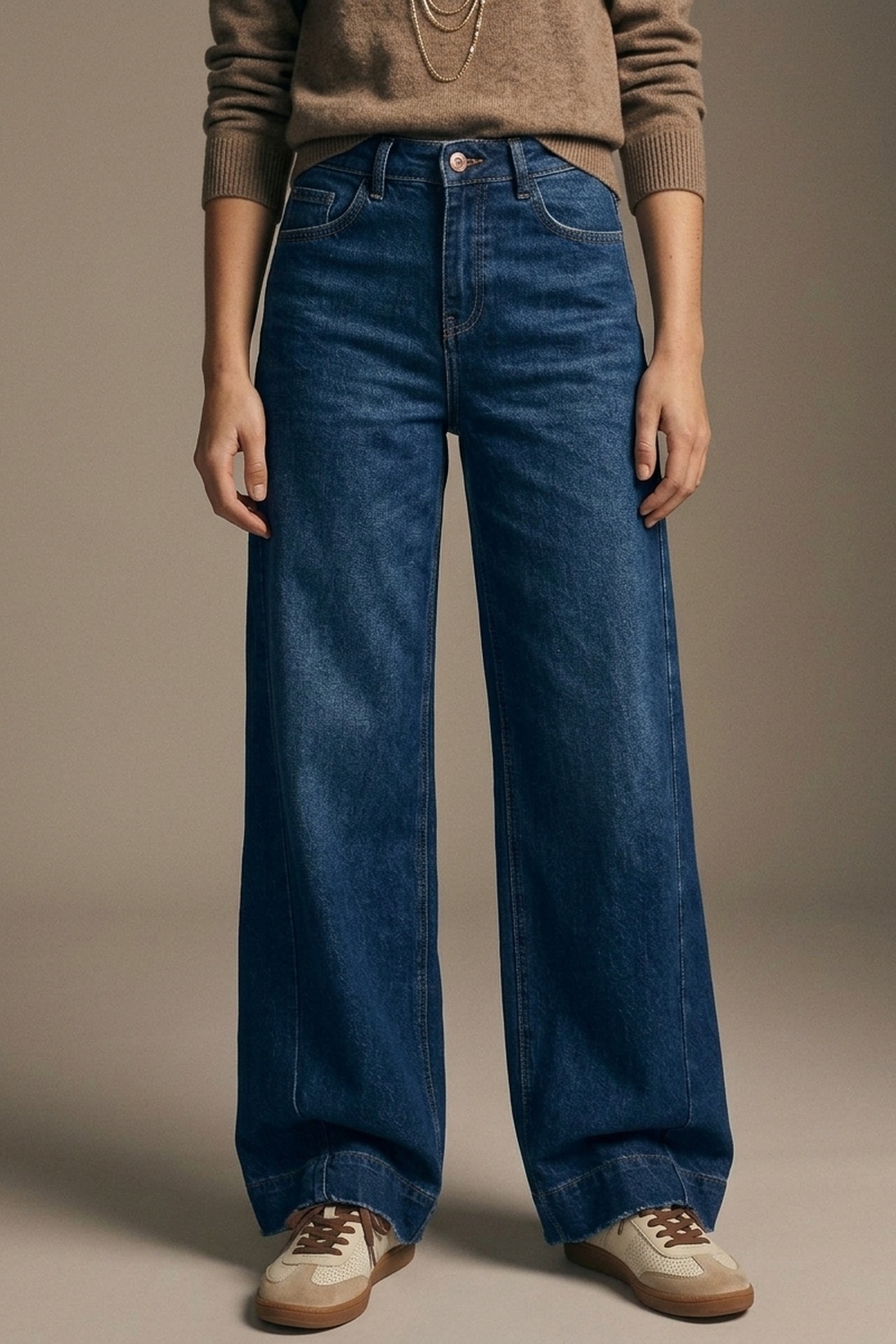 Pantalones vaqueros azul oscuro con pierna extra ancha