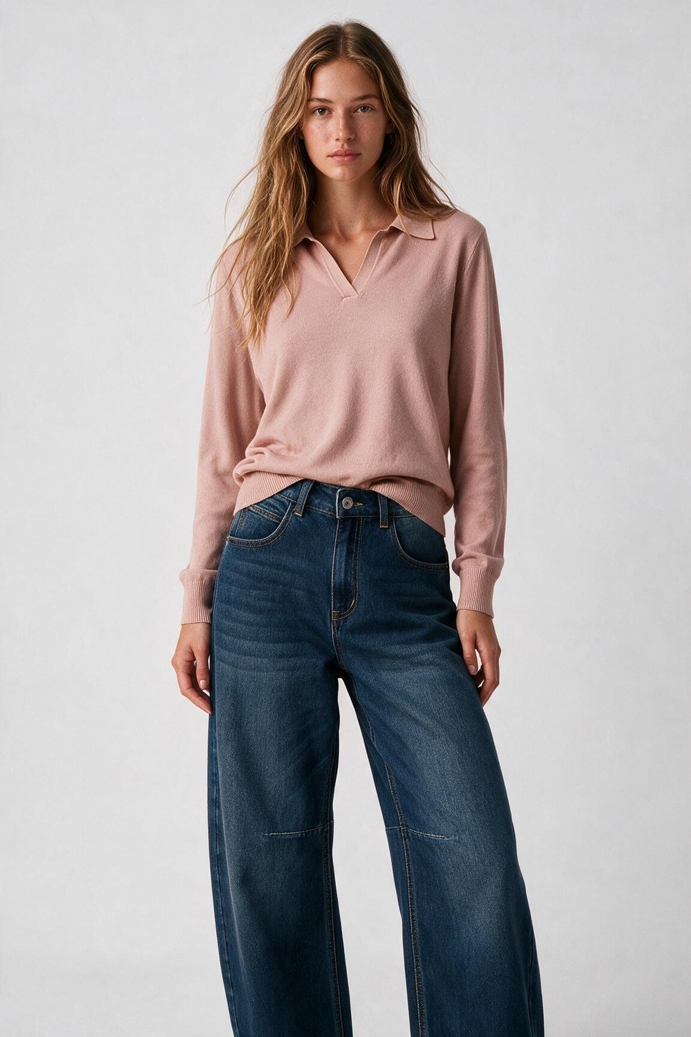 Cuello polo de punto con escote en V sin tapeta de botones en rosa viejo