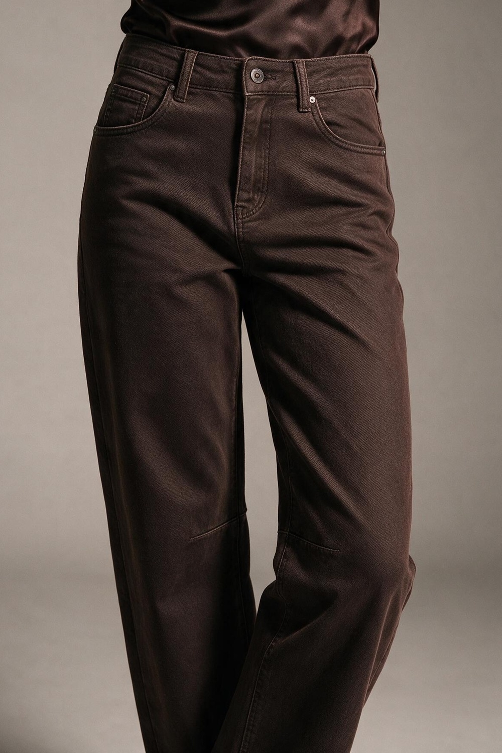 pantalones de pierna ancha con costura en la rodilla de tela suave de chocolate pantalones de pierna ancha con costura en la rodilla de tela suave de chocolate