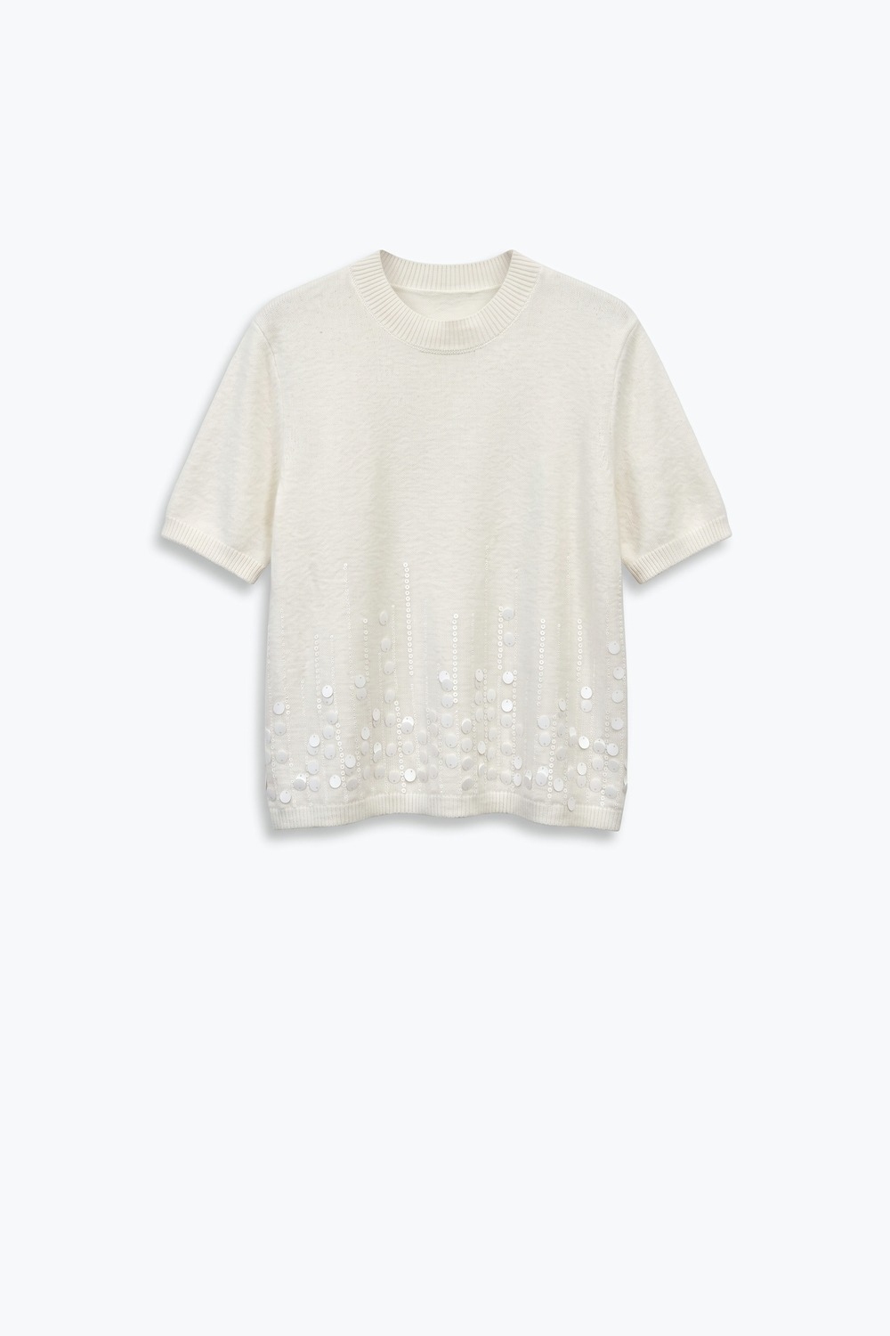 Top de manga corta con dobladillo de lentejuelas y tejido fino en color crema Top de manga corta con dobladillo de lentejuelas y tejido fino en color crema