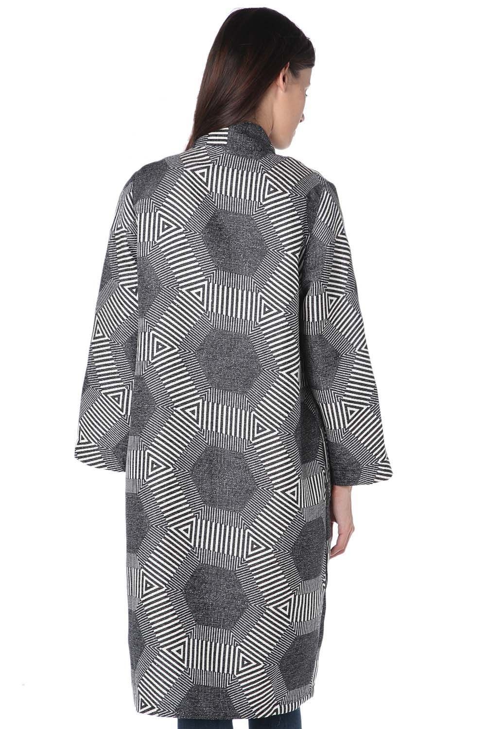 Kimono con estampado estilo mosaico negro