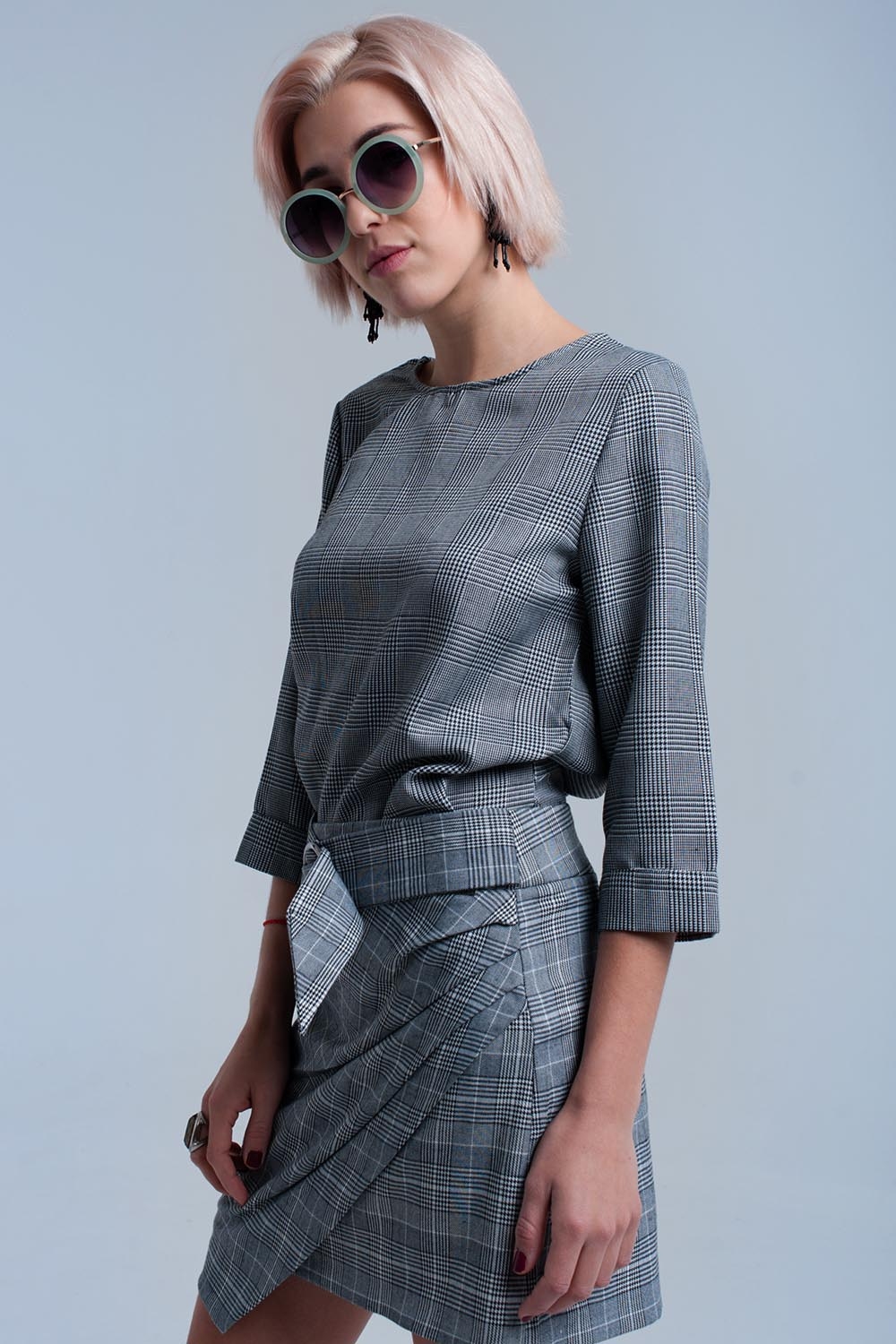Top de tartán gris con cintas Top de tartán gris con cintas