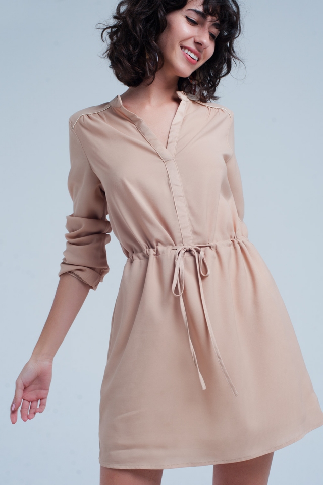 Beige Kleid