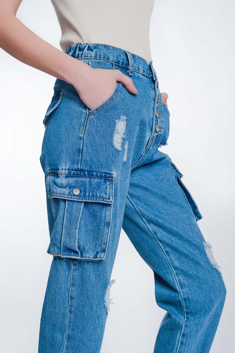 Jeans boyfriend con bolsillos laterales y rotos Jeans boyfriend con bolsillos laterales y rotos