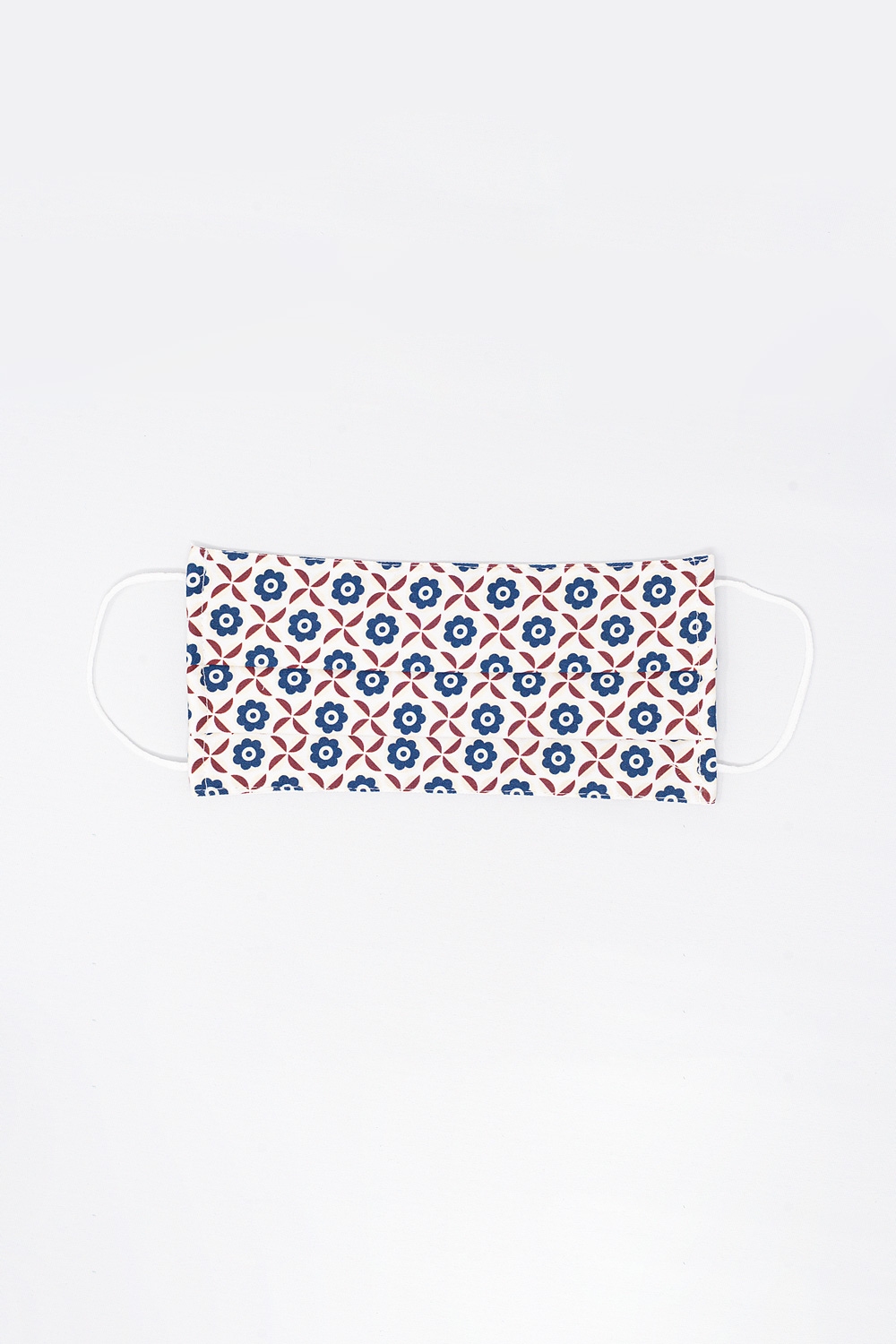 Paquete de 5 unidades Mascarilla blanca con estampado geometrico