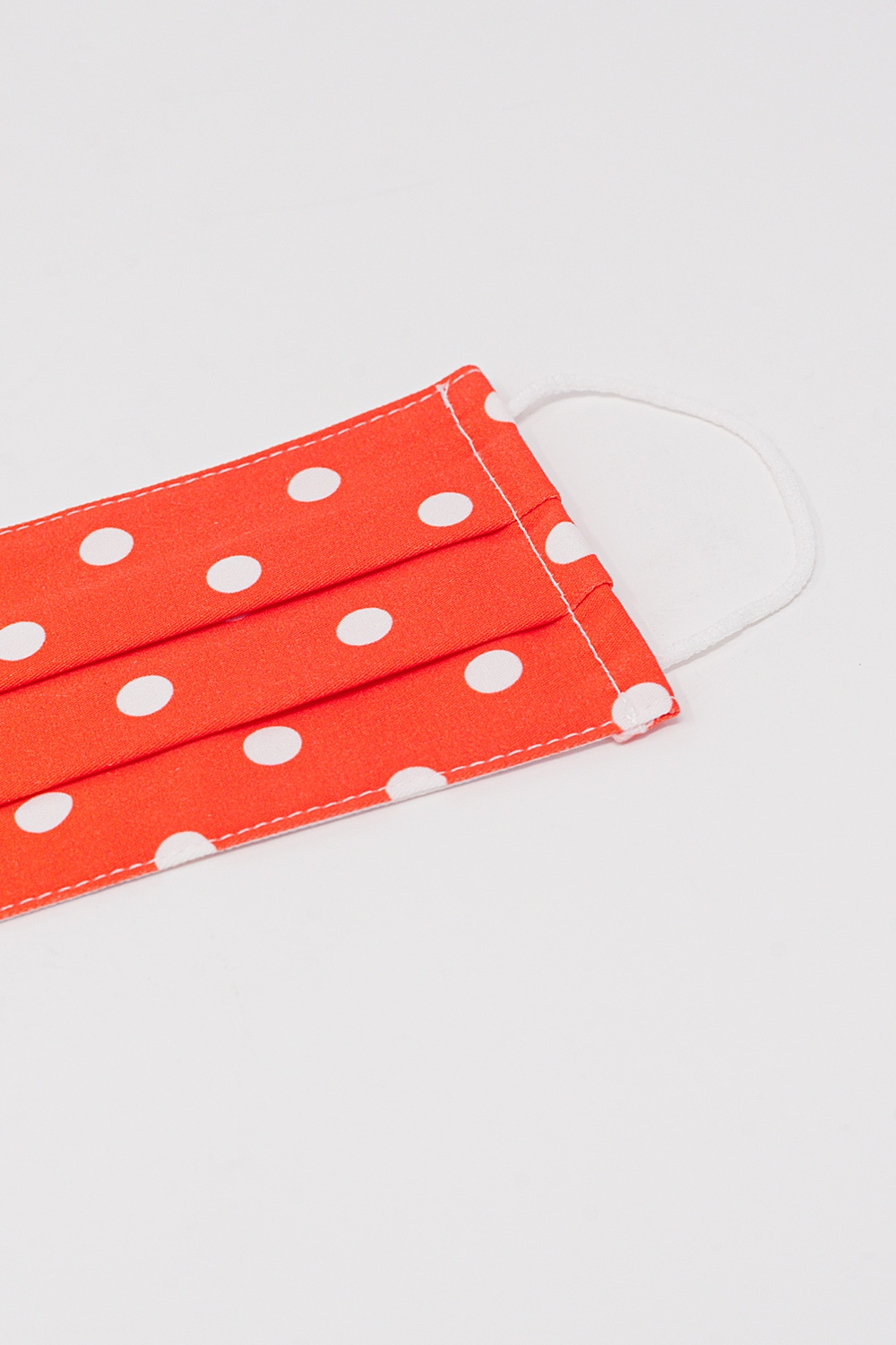 Paquete de 5 unidades Mascarilla roja de motas