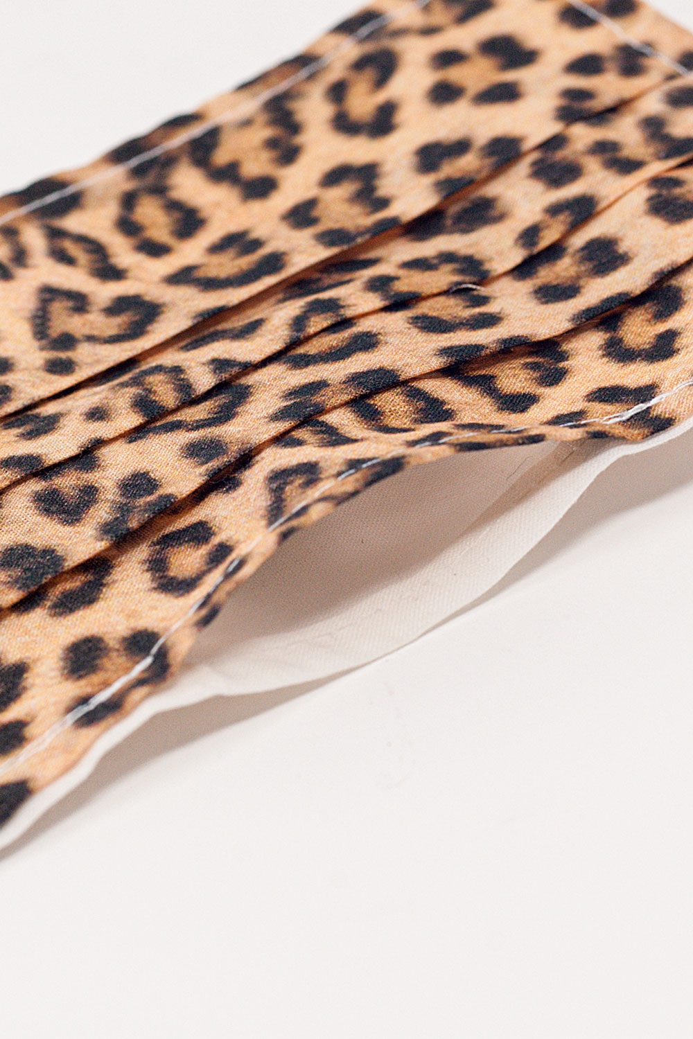 Paquete de 5 unidades Mascarilla marron estampado leopardo