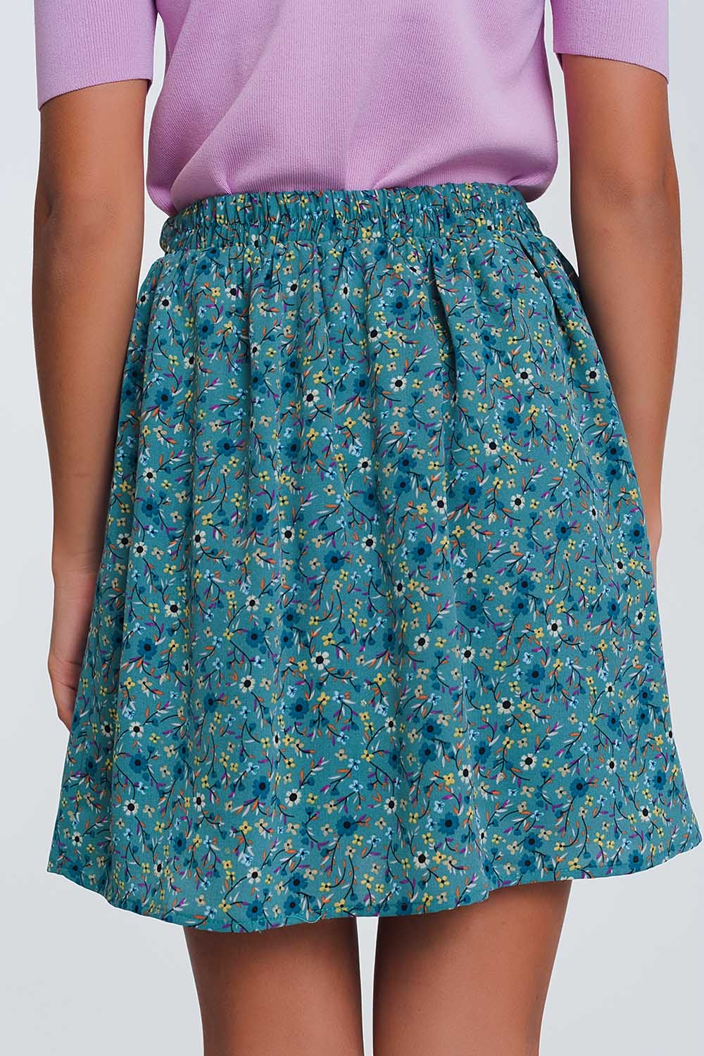 Minifalda con estampado de florecitas en verde Minifalda con estampado de florecitas en verde