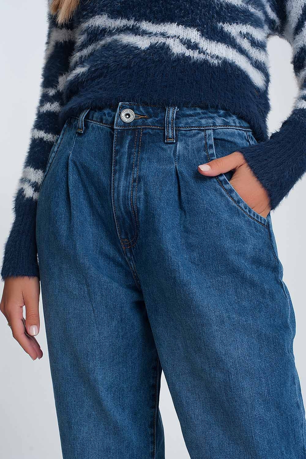 Vaqueros mom de talle alto con dos volantes en la cintura en azul lavado oscuro Vaqueros mom de talle alto con dos volantes en la cintura en azul lavado oscuro