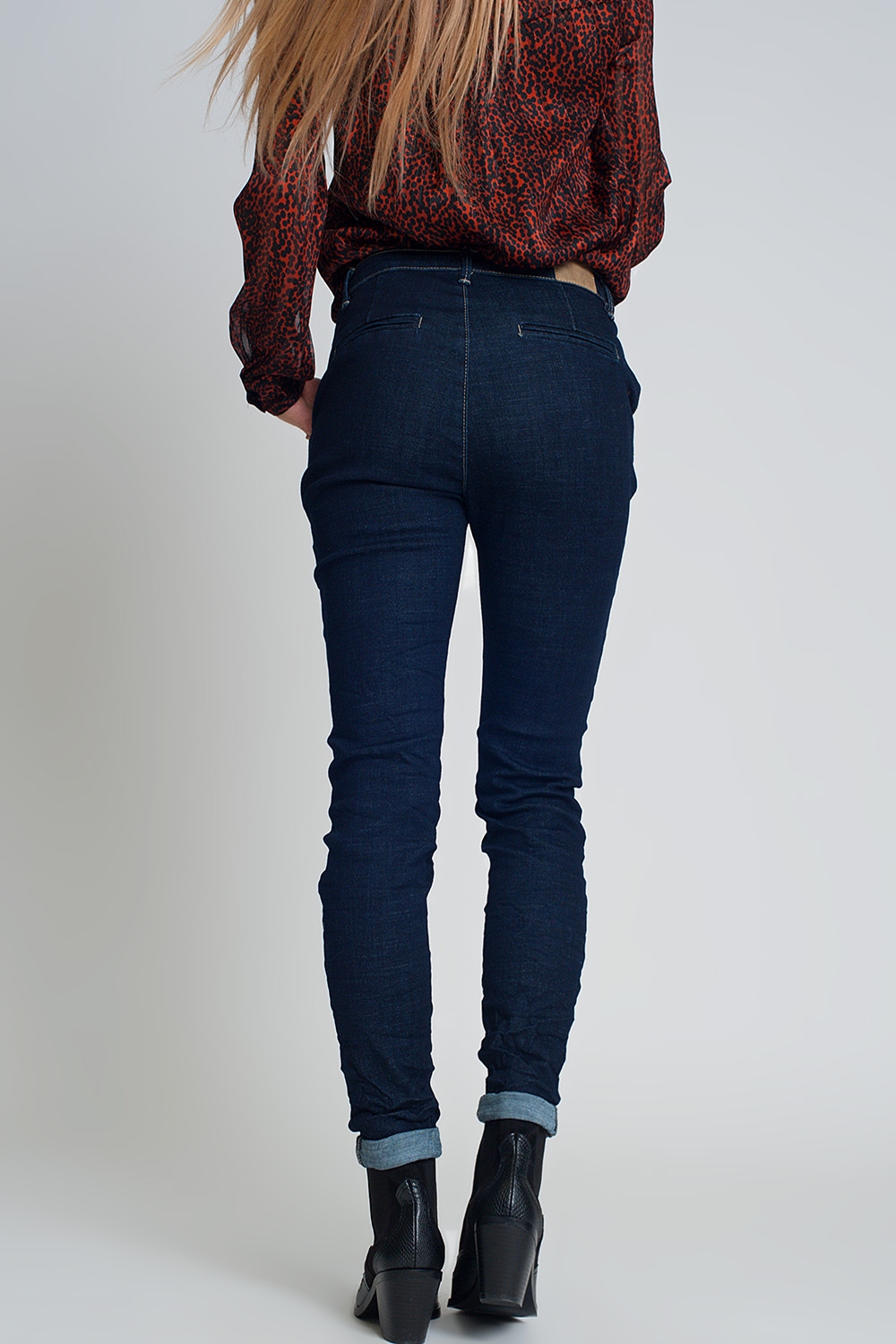 Pantalon vaquero estilo chino de corte pitillo Pantalon vaquero estilo chino de corte pitillo