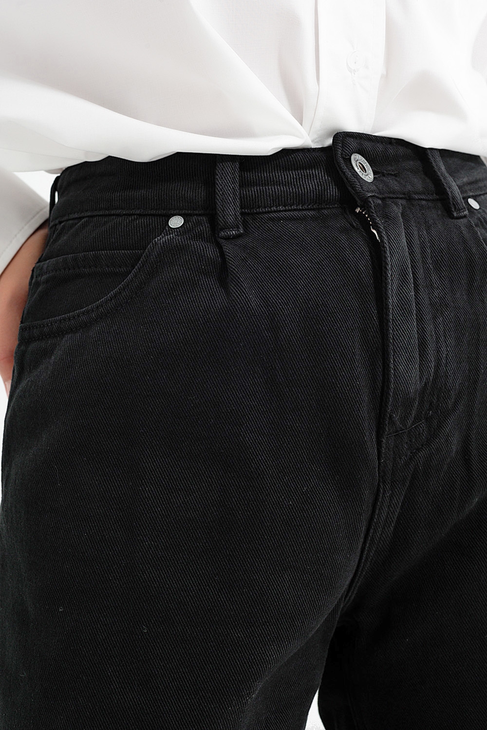 Shorts vaqueros Mom en negro Shorts vaqueros Mom en negro