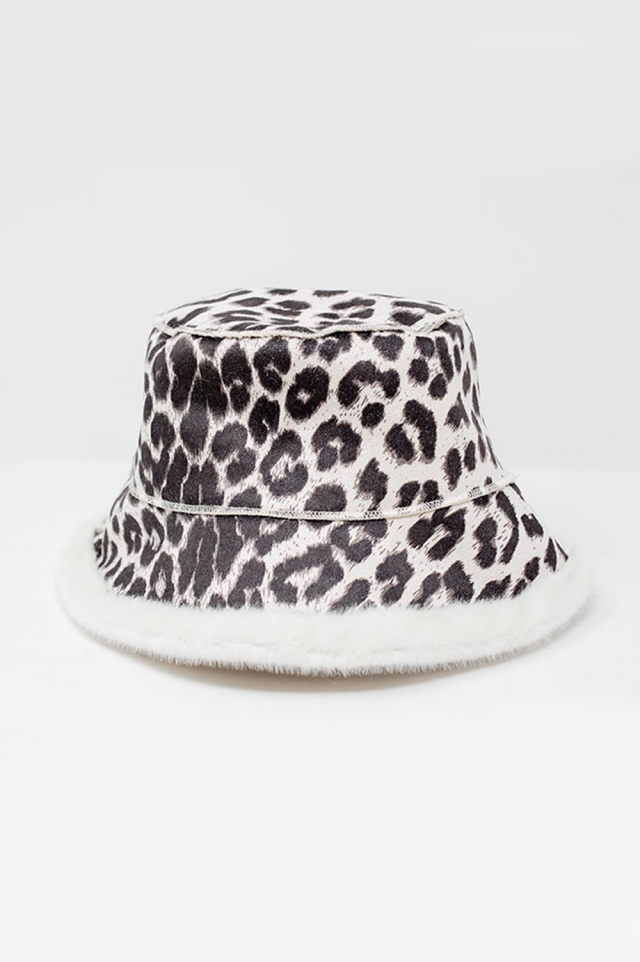 Sombrero de pescador con estampado de leopardo reversible color crema